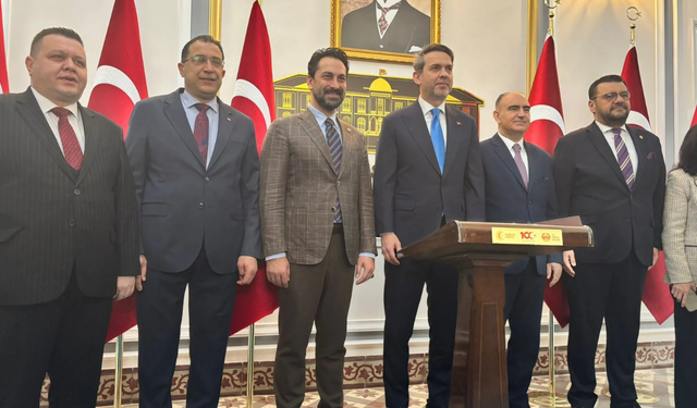 Bakan Bayraktar Manisa’da