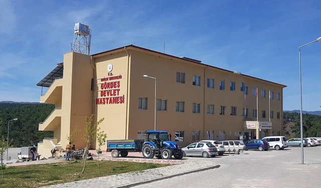 Gördes Devlet Hastanesi’ne yeni başhekim: Uzm. Dr. Bahadır Erdoğan göreve başladı