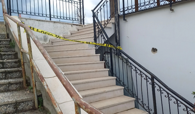 Yunusemre'de apart otel sahibi merdivenlerden düşerek hayatını kaybetti