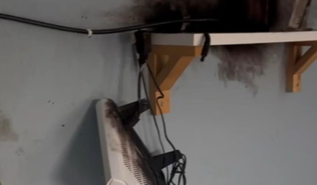 Turgutlu'da bir eve yıldırım düştü: Maddi hasar oluştu