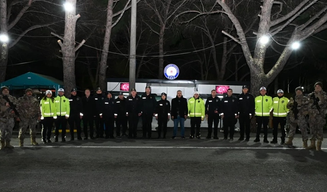 Yeni yılda görev başındaki personele Aktaş’tan ziyaret