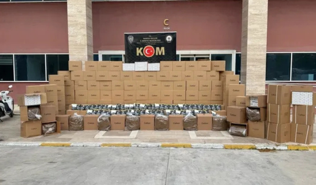 Manisa'da bir evden cephanelik gibi malzeme çıktı: 1 milyon makaron ele geçirildi