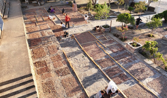 Manisa'da Demeter’in kutsal su kapları Aigai’de gün ışığına kavuştu