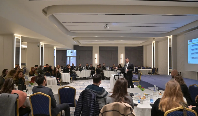 Manisa Büyükşehir’den personele “Proje Döngüsü Yönetimi” eğitimi