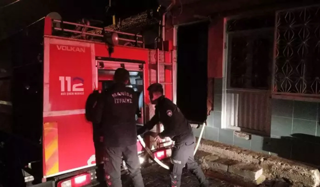 Manisa’da kümeste yangın: 50’nin üzerinde güvercin telef oldu