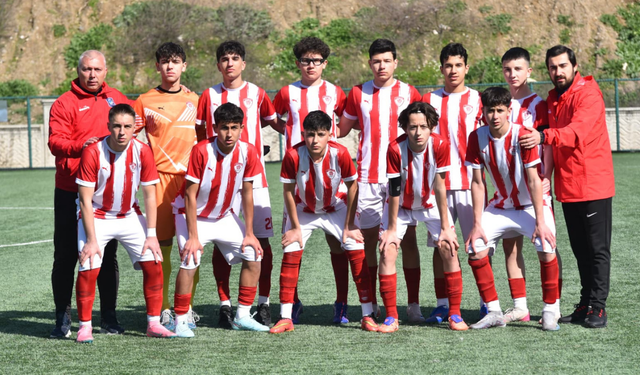 Yunusemre'nın U16'ları Türkiye Şampiyonası'na adını yazdırdı