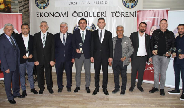 Kula ve Selendi iş dünyası kent ekonomi ödüllerinde buluştu