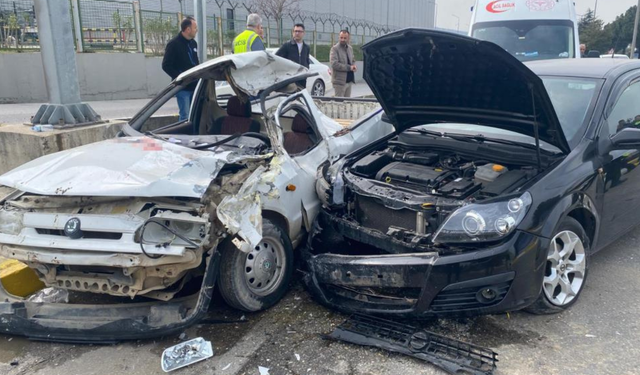 Yunusemre'de fren yerine gaza basan sürücü faciaya neden oldu: 1 ölü