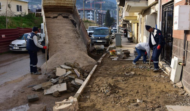 Şehzadeler’de yol ve kaldırımlar için kapsamlı onarım hamlesi