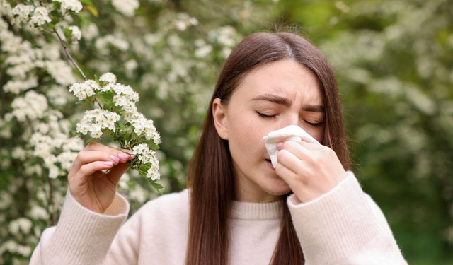 Bahar alerjisi uyarısı: Polenler sinüzit ve nefes darlığını tetikleyebilir
