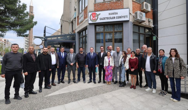 Yerel yöneticiler cemiyette 69. yıl coşkusunu paylaştı