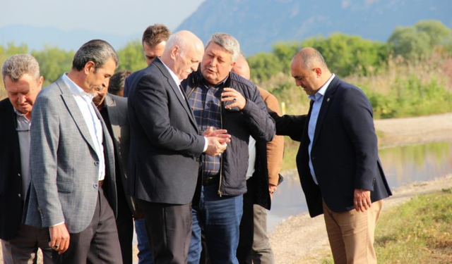 TZOB Genel Başkanı Bayraktar Manisa’da su altında kalan tarım arazilerini inceledi