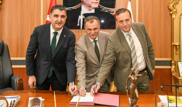 Yunusemre’den Aigai kazısına destek