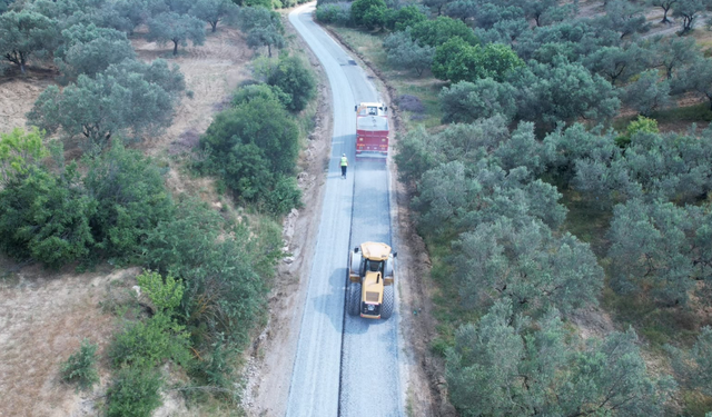 Tütenli ve İlyaslar’ı bağlayan yolda asfalt çalışmaları başladı