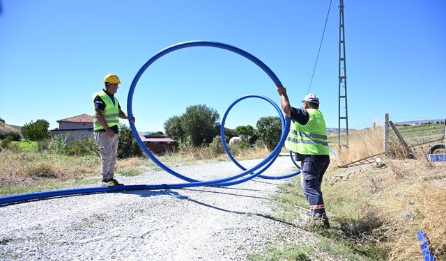 Selendi’de su kesintilerine neşter: 2 kilometrelik hat yenileniyor