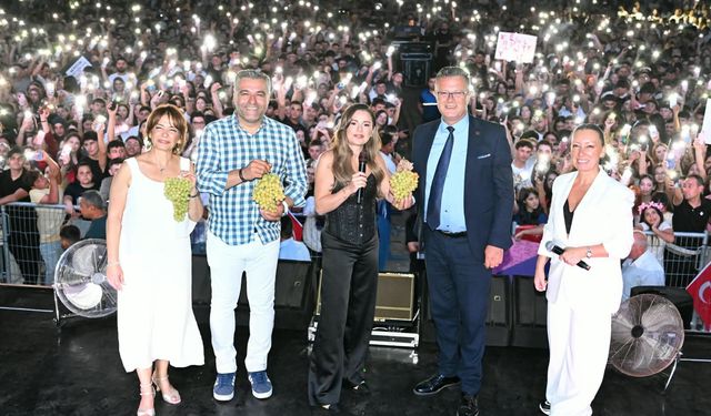 Alaşehir’in kurtuluşunun 104. yıl dönümünde Merve Özbey coşkusu