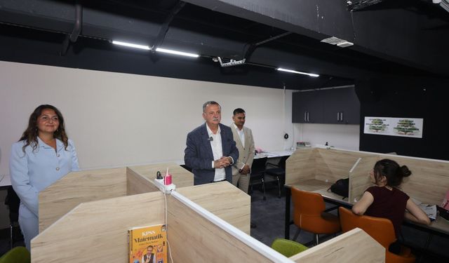 Yunusemre'de kütüphane saatleri öğrenciler için yeniden düzenlendi