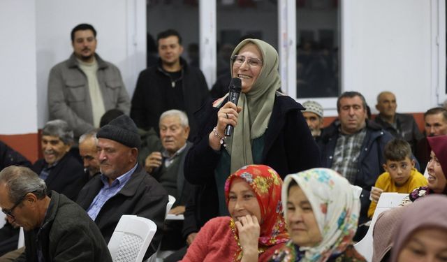 Başkan Balaban Pelitalan'da çiftçi kadınlarla buluştu