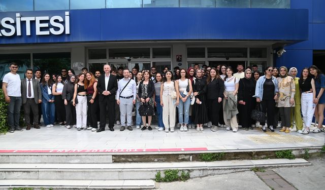 Büyükşehir’den üniversite tanıtım gezisiyle öğrencilere kariyer desteği