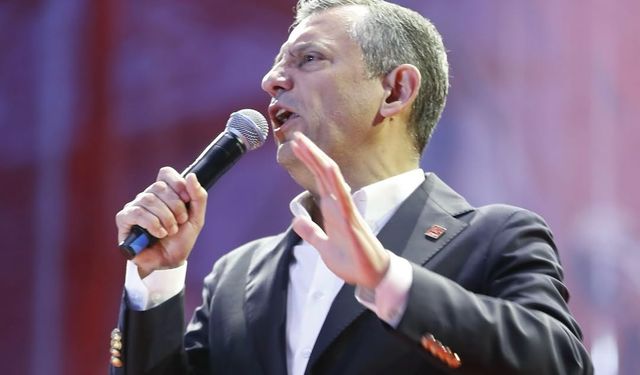 CHP lideri Özgür Özel'den İzmir mitinginde önemli açıklamalar