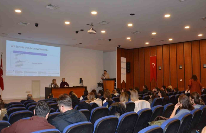 MCBÜ’de ağrı tedavisi eğitimi: Küresel kampanya Manisa’da