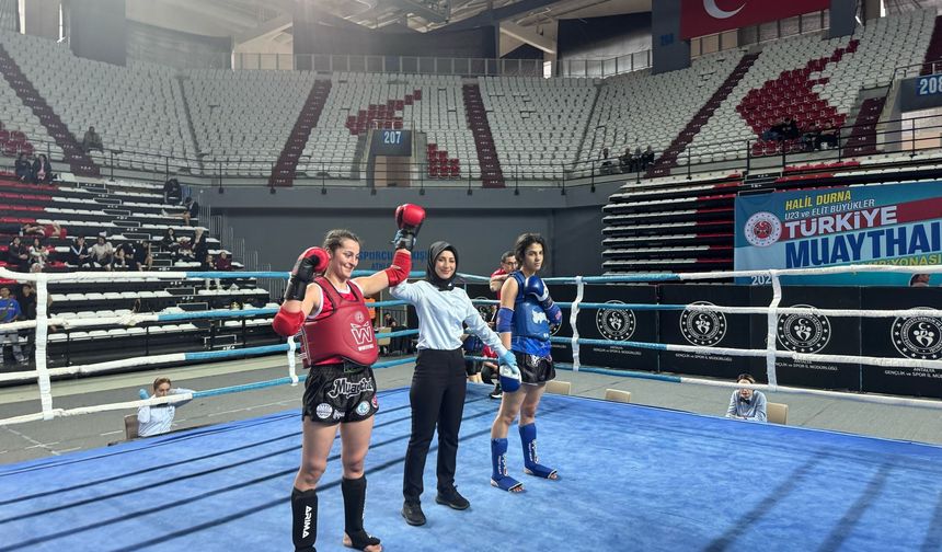 Muaythai Türkiye Şampiyonasında Manisa rüzgarı