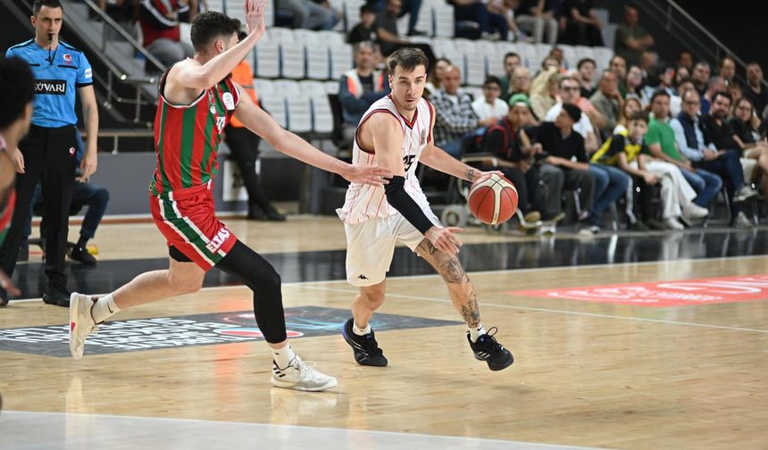 Manisa Basket düşme hattının bir üstüne çıktı