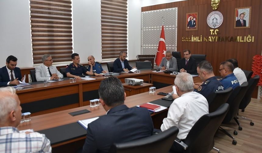 Manisa Salihli’de YKS koordinasyon kurulu toplantısı düzenlendi