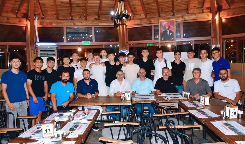 Yunusemre'nin U17'leri Türkiye Şampiyonası'na Hazır
