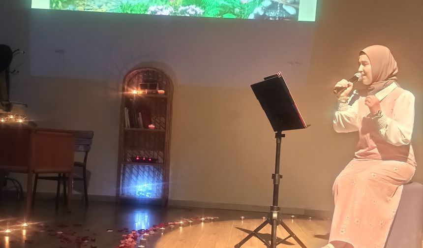 Sarıgöl’de "Şiirle buluşma" etkinliğine yoğun ilgi!