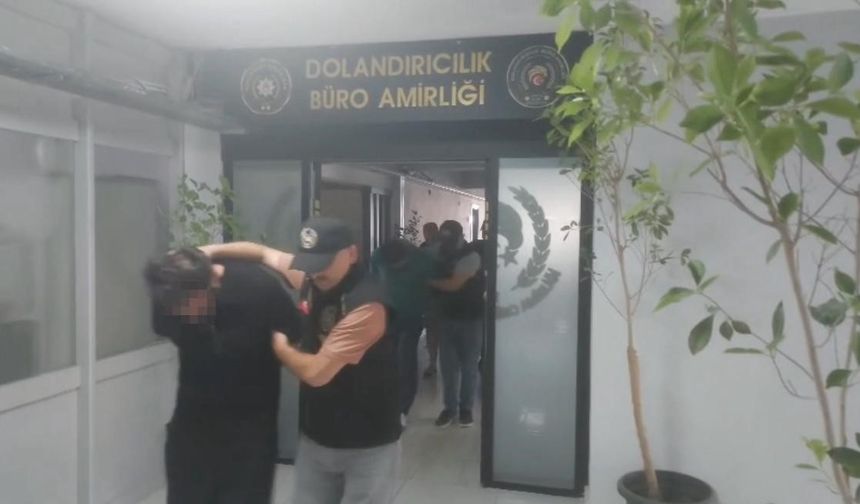 İzmir'de dublör çetesi çökertildi