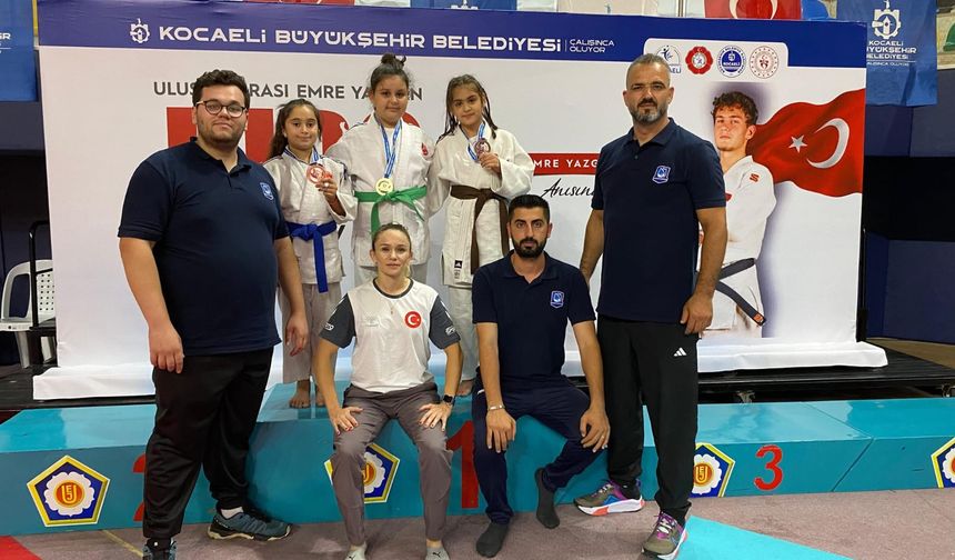 Yunusemre'nin süper minikleri Manisa'yı gururlandırdı