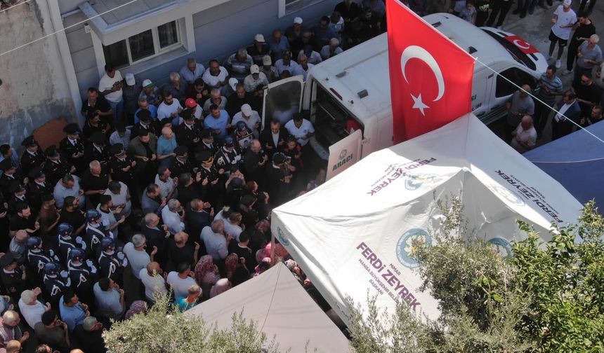 Şehit Uzman Çavuş Yeşil’in Salihli’deki baba ocağında helallik alındı