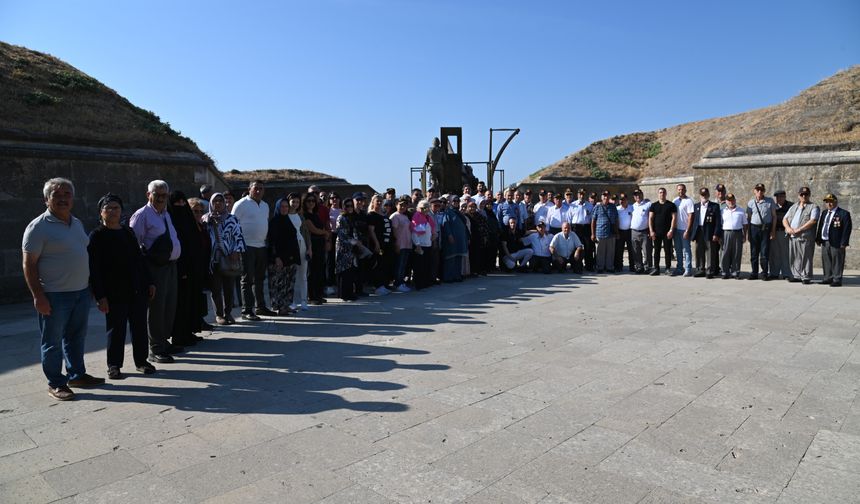 Manisa’da Gaziler ve Şehit Yakınları Çanakkale’yi gezdi