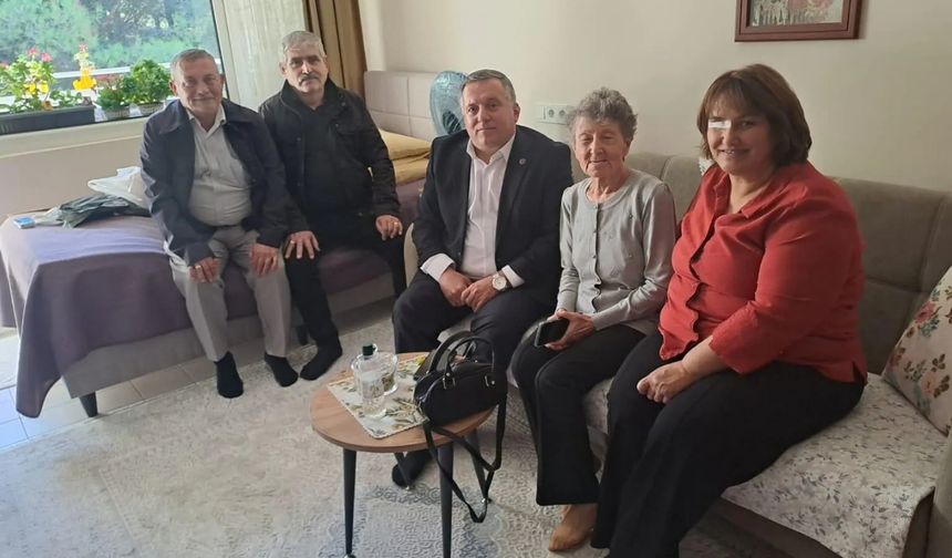 Belkıs öğretmen unutulmadı: Yetişirme yurdu mezunlarından vefa ziyareti