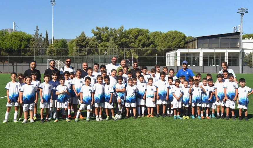 Geleceğin yıldızları Yunusemre'de keşfedilecek