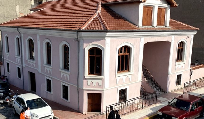 100 yıllık Turhan Alakent Evi,  10 Kasım' da Alaşehir’de müze olarak ziyarete açılacak