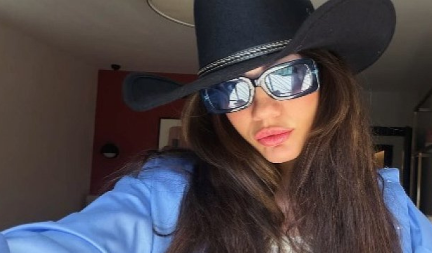 Demet Özdemir yeni tarzıyla gündemde