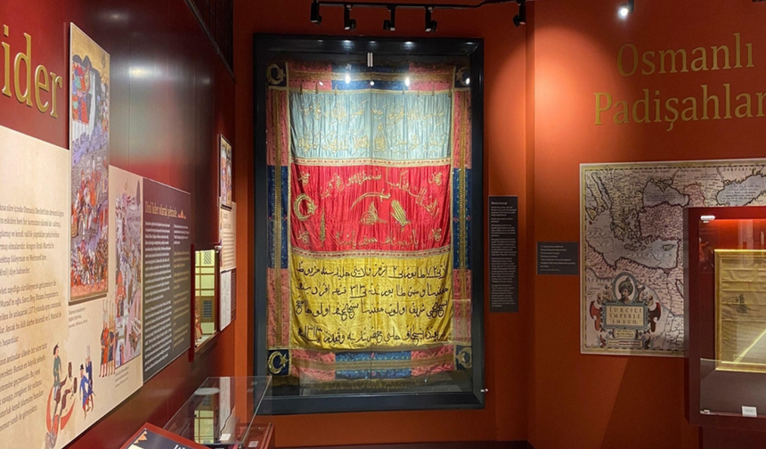 Manisa'nın tek askeri sancağı, 93 yıl sonra Şehzadeler Müzesi'nde