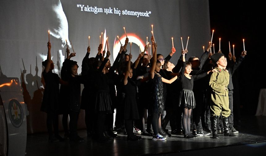 ÇKSM öğrencileri Atatürk’ü sevgiyle andı