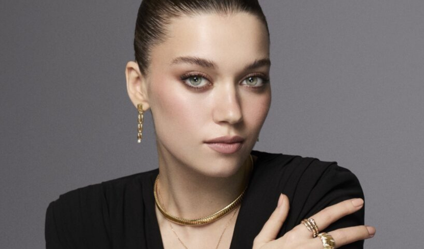 Afra Saraçoğlu, dünyaca ünlü marka Bvlgari’nin yüzü oldu