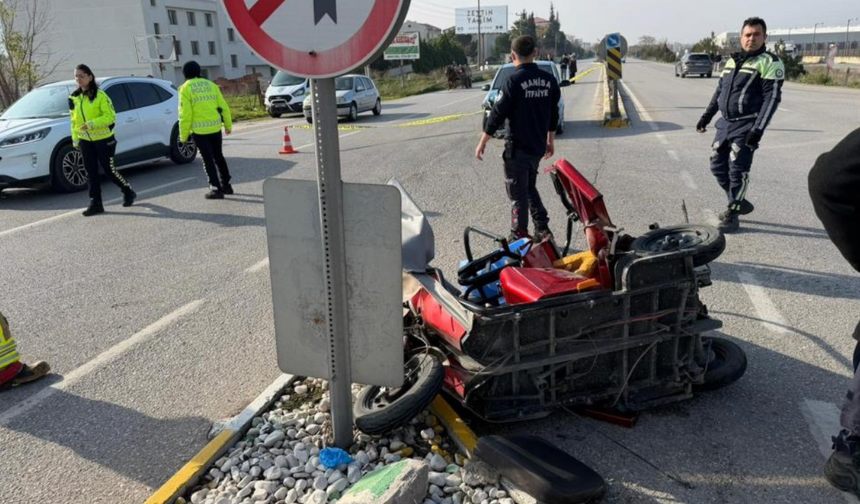 Akhisar’da feci kaza: Elektrikli bisiklet sürücüsü hayatını kaybetti