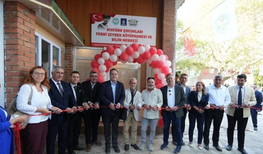 Atatürk Çocukları Kütüphaneleri kitap bağışlarıyla büyüyor