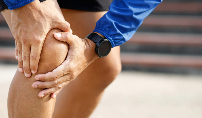 Bacaklarda tekrarlayan ağrı, damar hastalığının sinyali olabilir