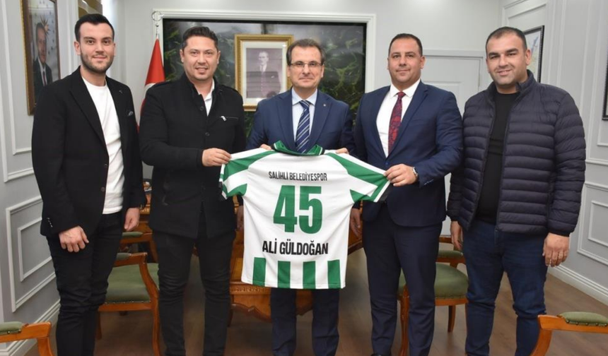 Salihli Belediyesi Spor Kulübü’nden Kaymakam Güldoğan’a anlamlı ziyaret