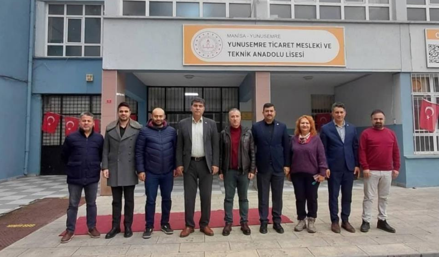Eğitim Bir-Sen, Manisa okullarında çalışanlarla buluştu