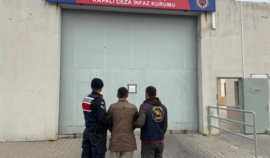 38 yıl hapis cezalı firari jandarmadan kaçamadı: Yunusemre'de yakalandı