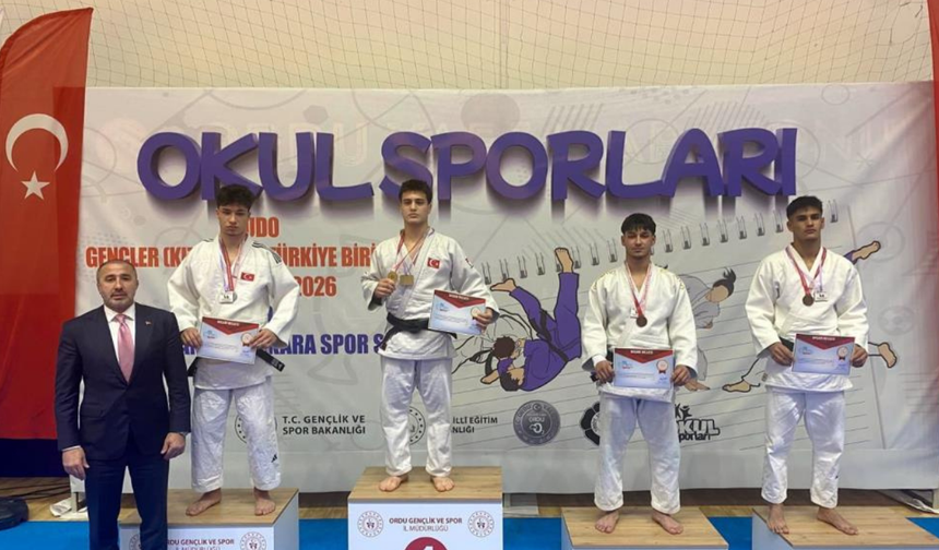 Manisa’nın gururu: Genç judocu Türkiye ikincisi oldu