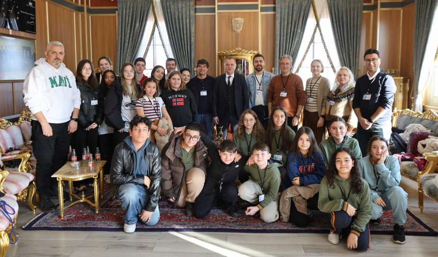 Başkan Balaban yabancı öğrencileri konuk etti