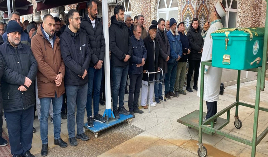 Kazada ölen baba ve oğul yan yana toprağa verildi